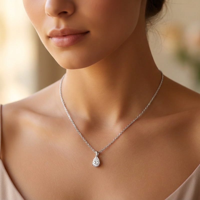 18k Gold Pear-Shaped Diamond Pendant Setting - Image 3