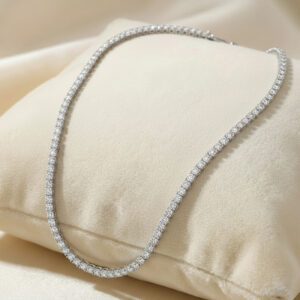 Round Brilliant Riviere Diamond Necklace<BR>16.80 in 18K Gold