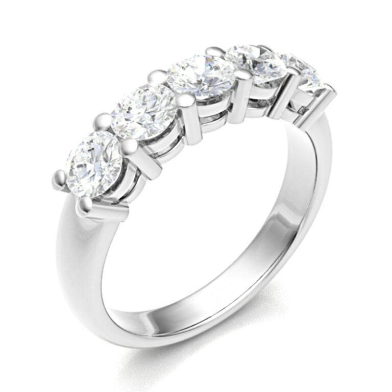 FIVE STONE DIAMOND RING<br> 1.50 Ct. 18K Gold