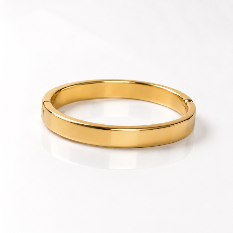 Tradional Gold Bangle<br>in 18K Gold - Image 3