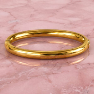 Traditional Gold Bangle Bracelet<br>in 18K Gold