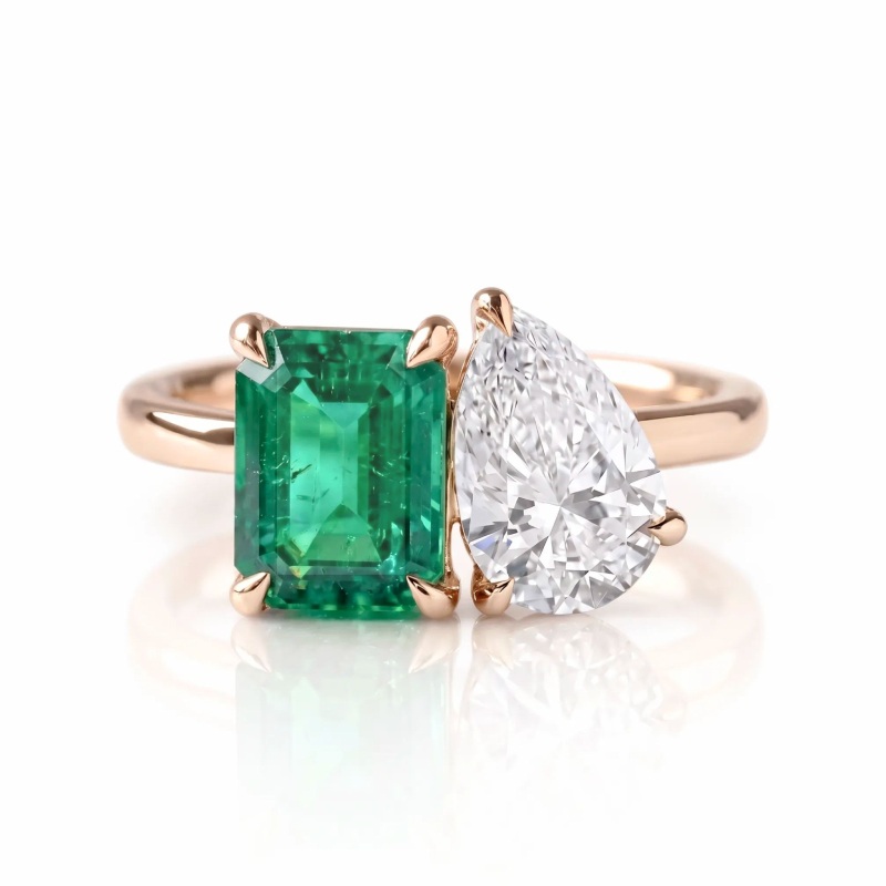 Toi et Moi Pear Shape Diamond & Emerald Ring<br>1.85 Ct. in 18K Gold - Image 4